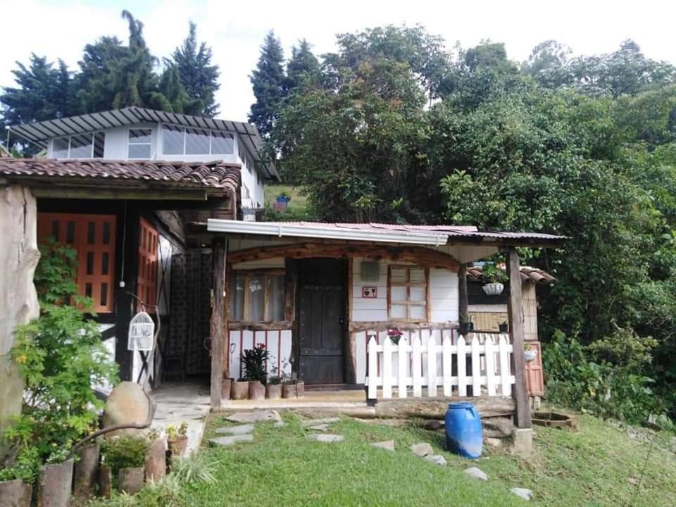 Tarragona Hostal Santa Rosa de Cabal Eksteriør billede