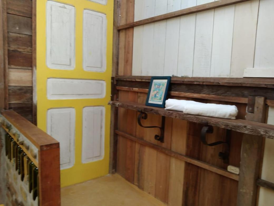 Tarragona Hostal Santa Rosa de Cabal Eksteriør billede