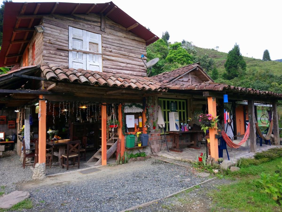 Tarragona Hostal Santa Rosa de Cabal Eksteriør billede